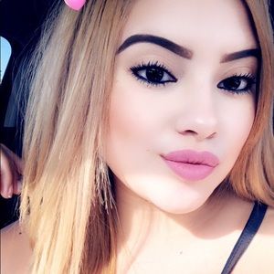 Meet your Posher, Kassandra